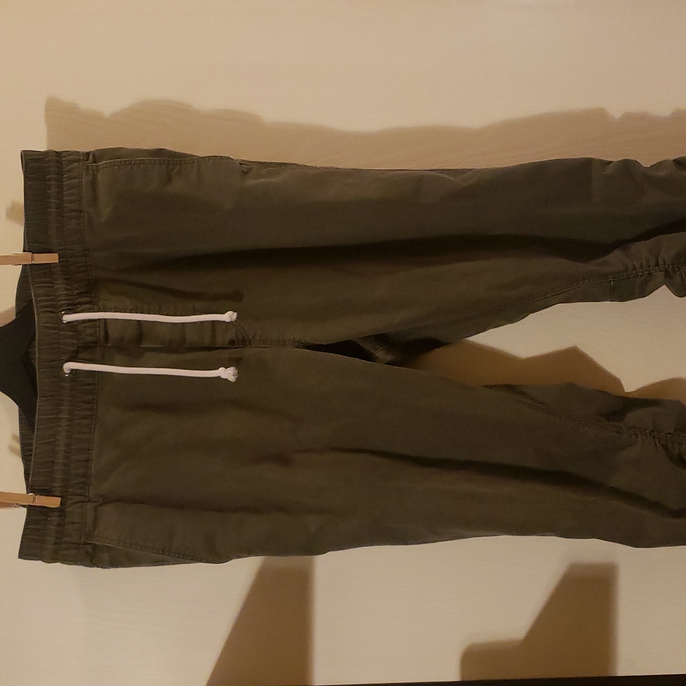 Mens Large Olive Green H&M/Divided Joggers